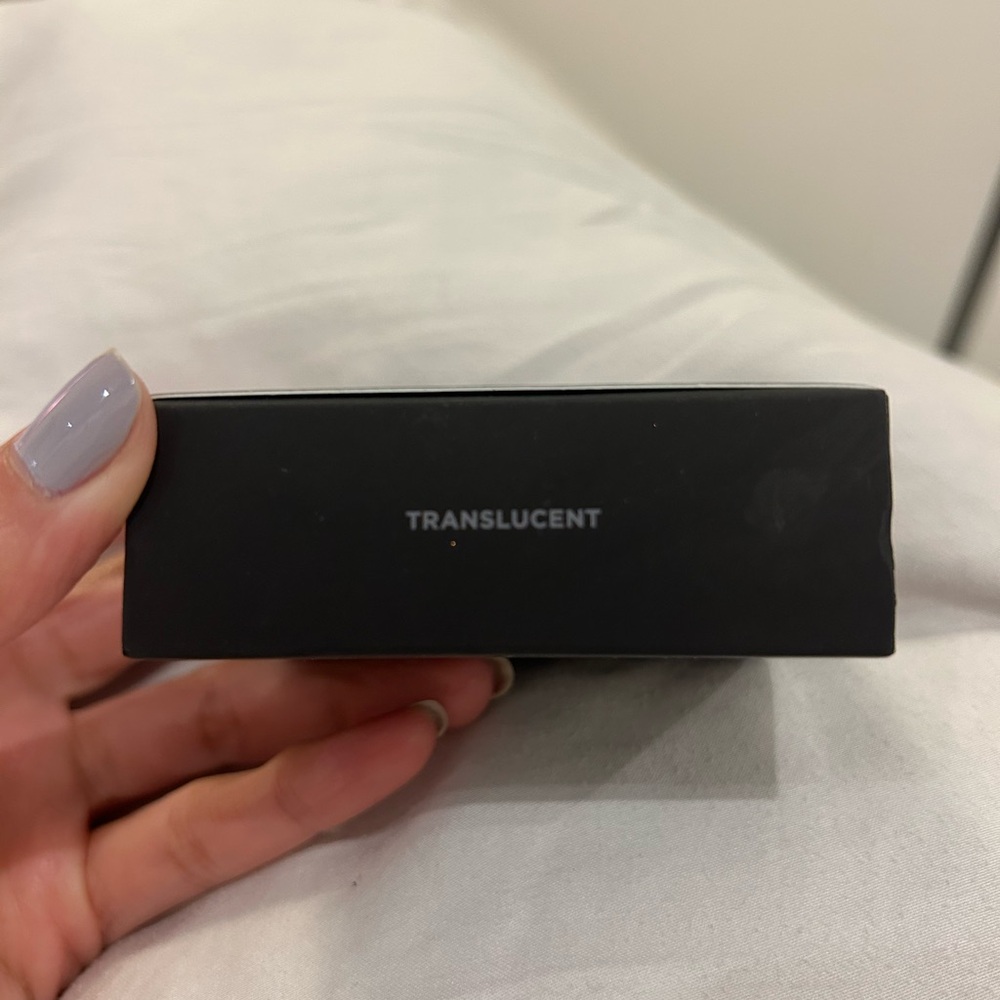 NWT Laura Mercier Translucent Compact Setting Powder - Picture 6 of 13